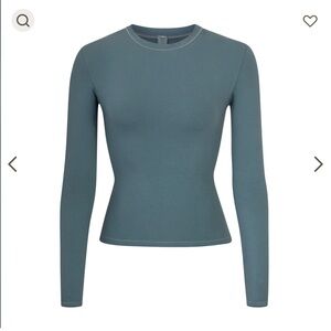 SKIMS long sleeve T-shirt long sleeve